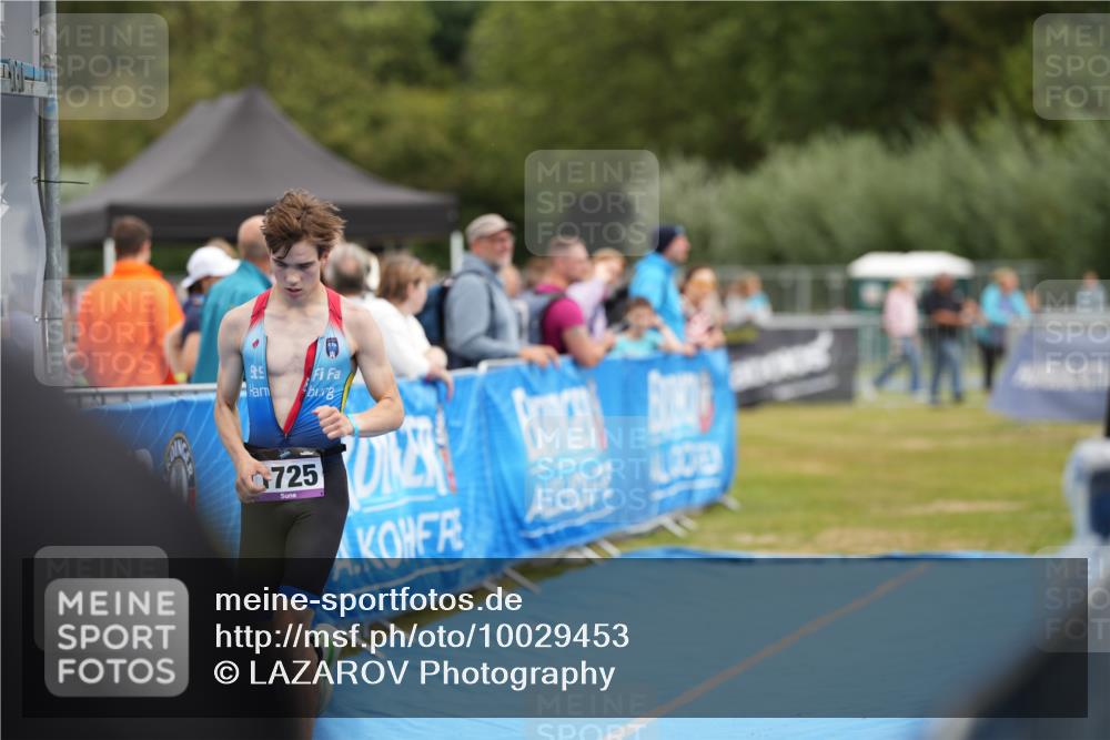 30.08.2026 - Elbe Triathlon Hamburg LAZAROV Photography http://msf.ph/oto/10029453 30.08.2026 12:40:22 Ziel 1725 meine-sportfotos.de