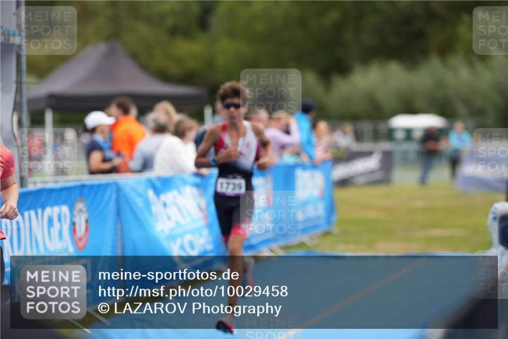 30.08.2026 - Elbe Triathlon Hamburg LAZAROV Photography http://msf.ph/oto/10029458 30.08.2026 12:40:35 Ziel 1634, 1739 meine-sportfotos.de