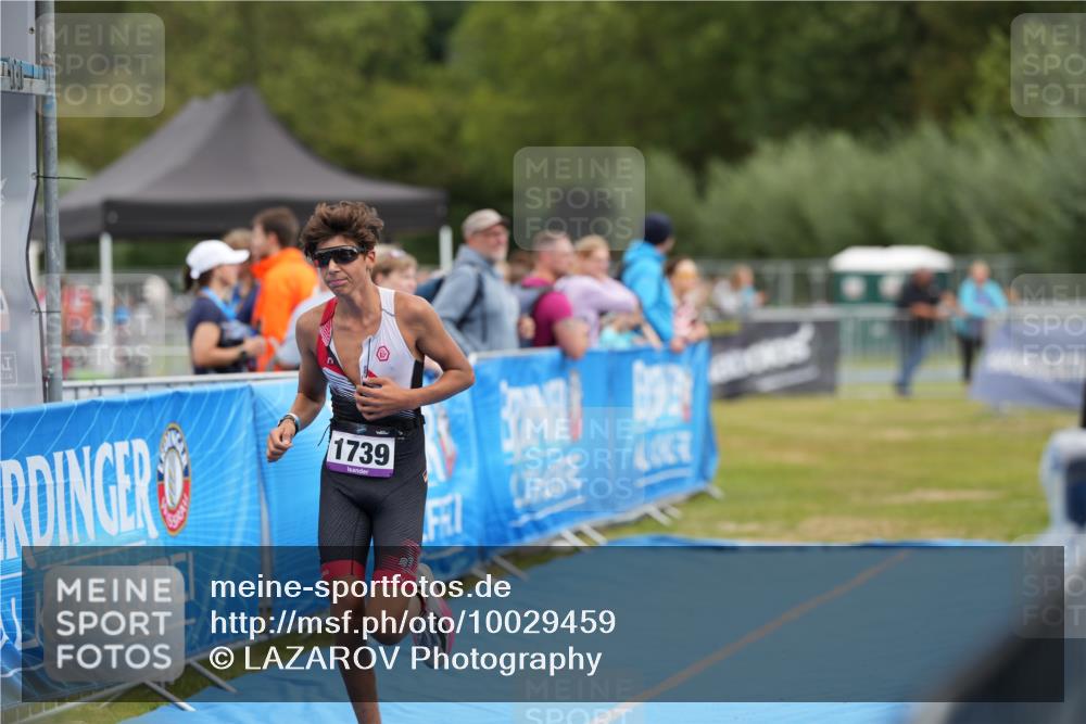 30.08.2026 - Elbe Triathlon Hamburg LAZAROV Photography http://msf.ph/oto/10029459 30.08.2026 12:40:36 Ziel 1634, 1739 meine-sportfotos.de