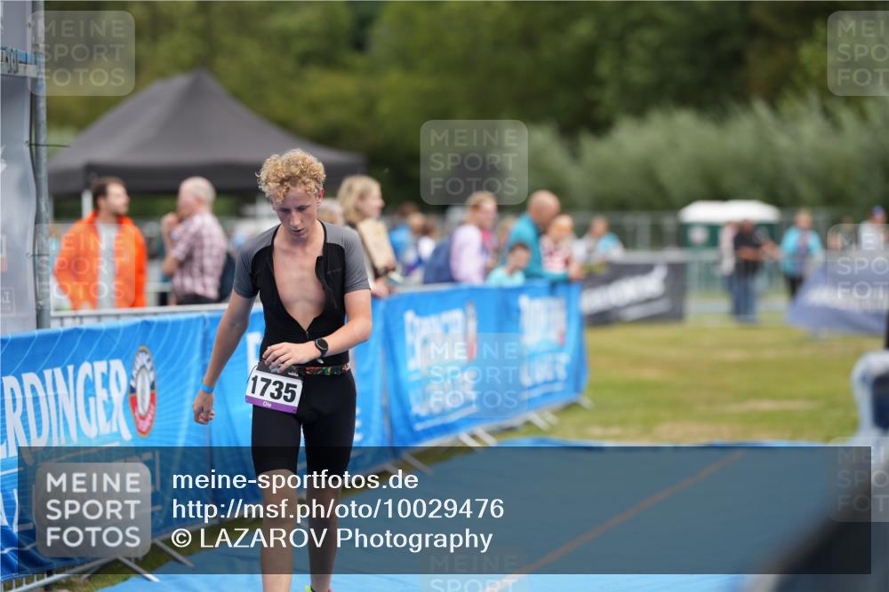 30.08.2026 - Elbe Triathlon Hamburg LAZAROV Photography http://msf.ph/oto/10029476 30.08.2026 12:42:44 Ziel 1735 meine-sportfotos.de