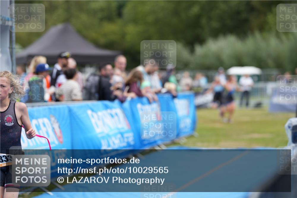 30.08.2026 - Elbe Triathlon Hamburg LAZAROV Photography http://msf.ph/oto/10029565 30.08.2026 12:53:55 Ziel 1761, 1833 meine-sportfotos.de