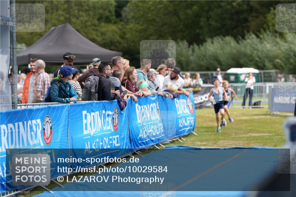 30.08.2026 - Elbe Triathlon Hamburg LAZAROV Photography http://msf.ph/oto/10029584 30.08.2026 12:54:44 Ziel 1839, 1880 meine-sportfotos.de