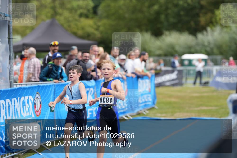 30.08.2026 - Elbe Triathlon Hamburg LAZAROV Photography http://msf.ph/oto/10029586 30.08.2026 12:54:47 Ziel 1839, 1880 meine-sportfotos.de