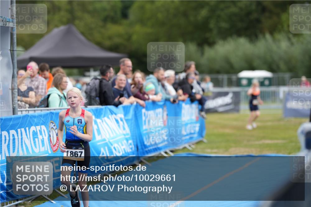 30.08.2026 - Elbe Triathlon Hamburg LAZAROV Photography http://msf.ph/oto/10029661 30.08.2026 12:58:58 Ziel 1829, 1867 meine-sportfotos.de