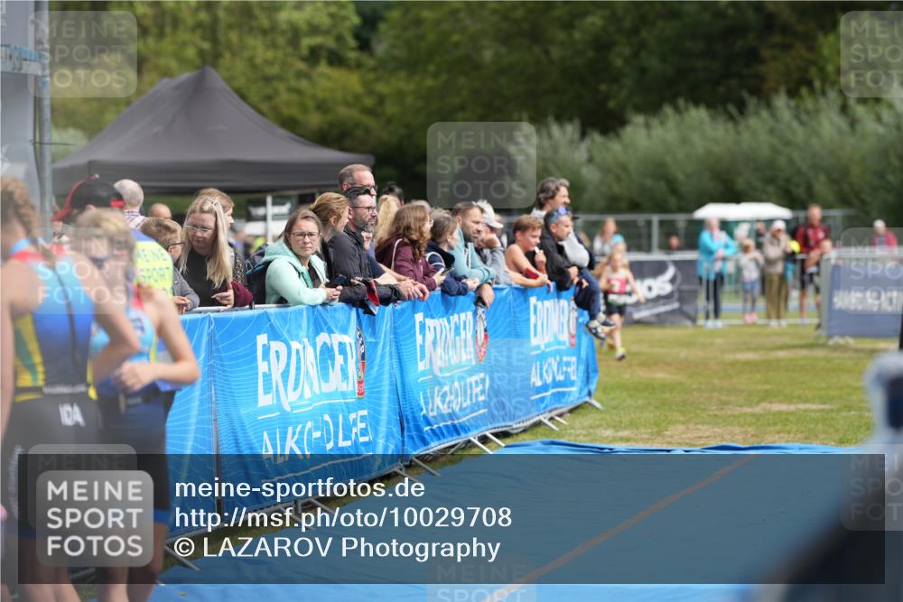 30.08.2026 - Elbe Triathlon Hamburg LAZAROV Photography http://msf.ph/oto/10029708 30.08.2026 13:01:24 Ziel  meine-sportfotos.de