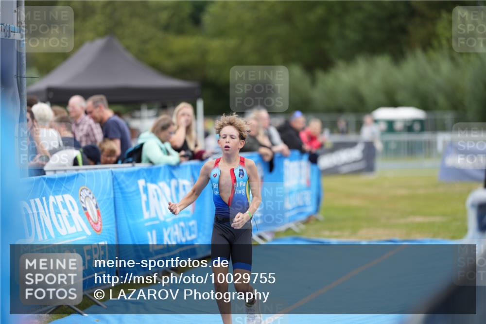 30.08.2026 - Elbe Triathlon Hamburg LAZAROV Photography http://msf.ph/oto/10029755 30.08.2026 13:07:44 Ziel 1778 meine-sportfotos.de
