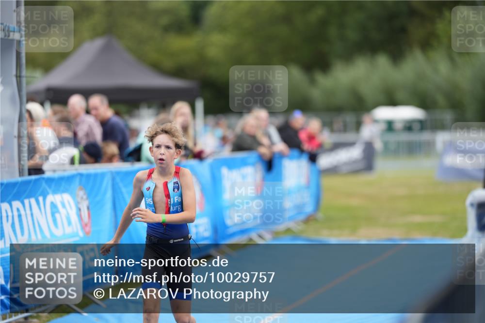 30.08.2026 - Elbe Triathlon Hamburg LAZAROV Photography http://msf.ph/oto/10029757 30.08.2026 13:07:45 Ziel 1778 meine-sportfotos.de
