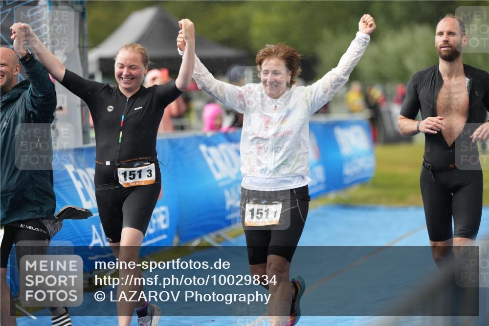 30.08.2026 - Elbe Triathlon Hamburg LAZAROV Photography http://msf.ph/oto/10029834 30.08.2026 16:23:52 Ziel  meine-sportfotos.de