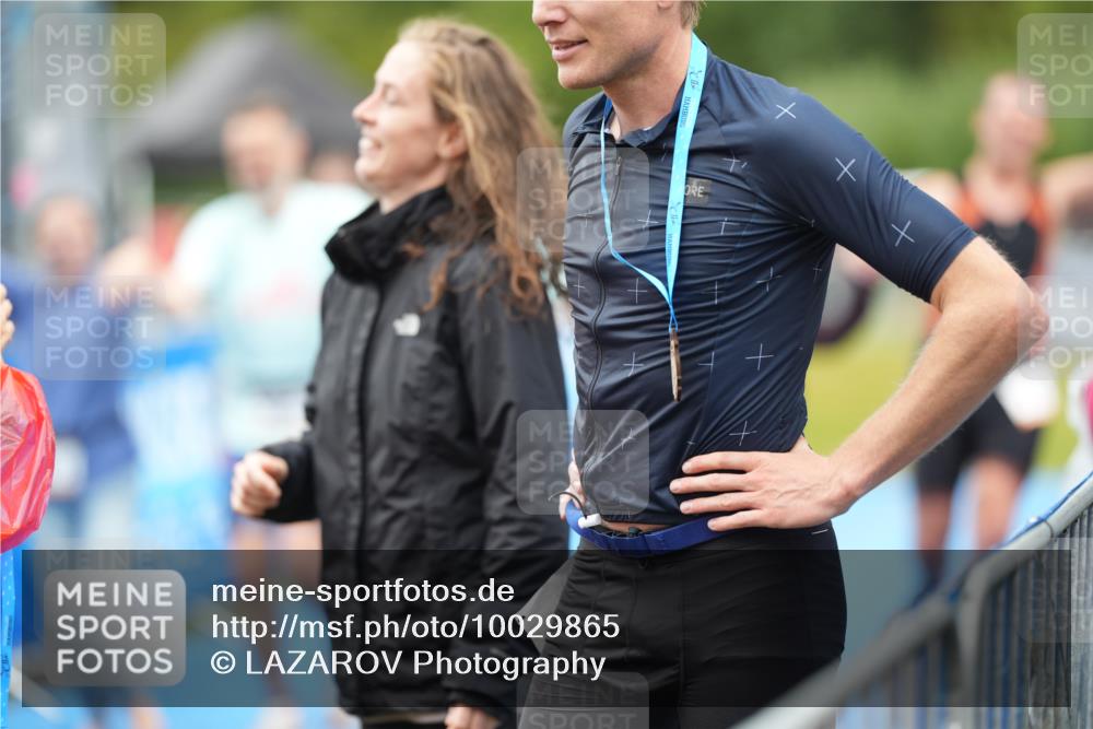 30.08.2026 - Elbe Triathlon Hamburg LAZAROV Photography http://msf.ph/oto/10029865 30.08.2026 16:31:13 Ziel  meine-sportfotos.de