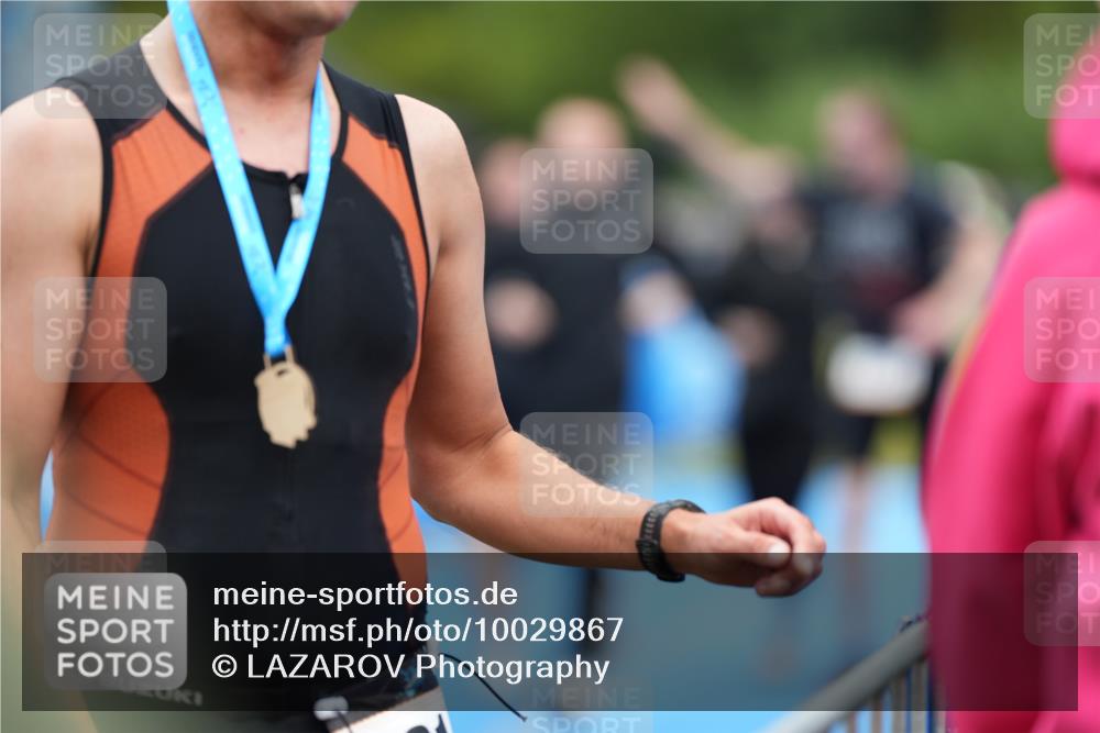 30.08.2026 - Elbe Triathlon Hamburg LAZAROV Photography http://msf.ph/oto/10029867 30.08.2026 16:31:30 Ziel  meine-sportfotos.de