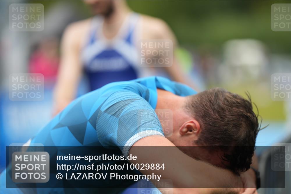 30.08.2026 - Elbe Triathlon Hamburg LAZAROV Photography http://msf.ph/oto/10029884 30.08.2026 16:33:49 Ziel  meine-sportfotos.de