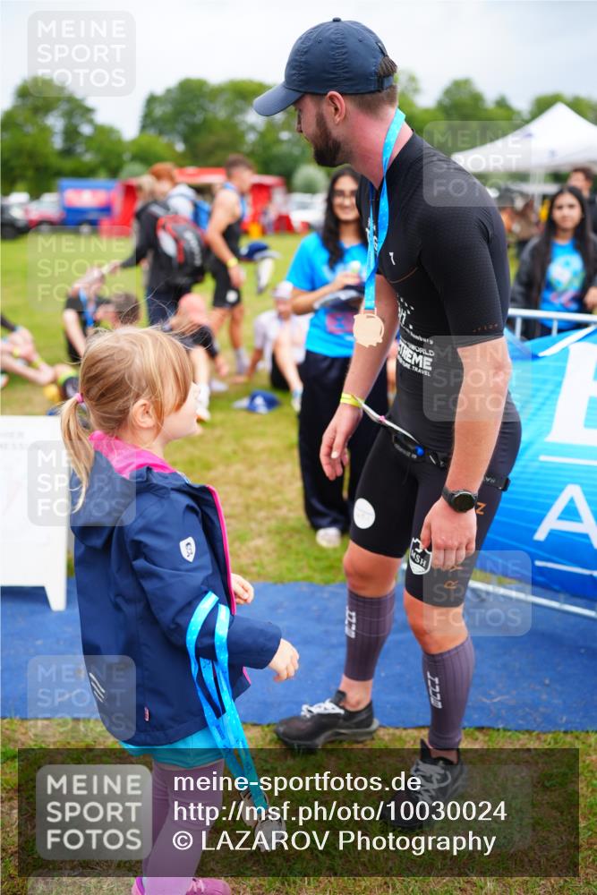 30.08.2026 - Elbe Triathlon Hamburg LAZAROV Photography http://msf.ph/oto/10030024 30.08.2026 10:02:55 Ziel  meine-sportfotos.de