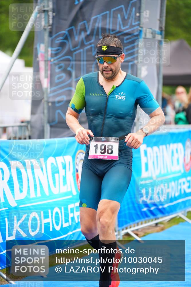 30.08.2026 - Elbe Triathlon Hamburg LAZAROV Photography http://msf.ph/oto/10030045 30.08.2026 10:04:22 Ziel 198 meine-sportfotos.de