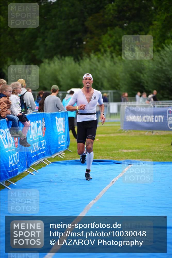 30.08.2026 - Elbe Triathlon Hamburg LAZAROV Photography http://msf.ph/oto/10030048 30.08.2026 10:05:10 Ziel 188 meine-sportfotos.de