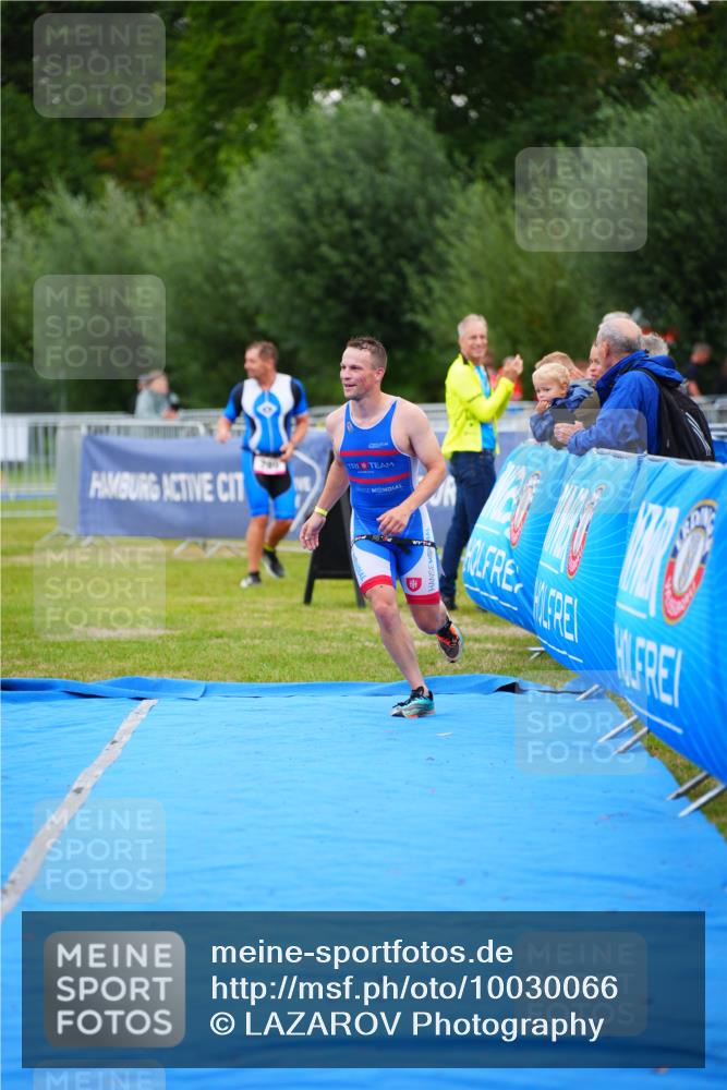 30.08.2026 - Elbe Triathlon Hamburg LAZAROV Photography http://msf.ph/oto/10030066 30.08.2026 10:05:40 Ziel 204 meine-sportfotos.de