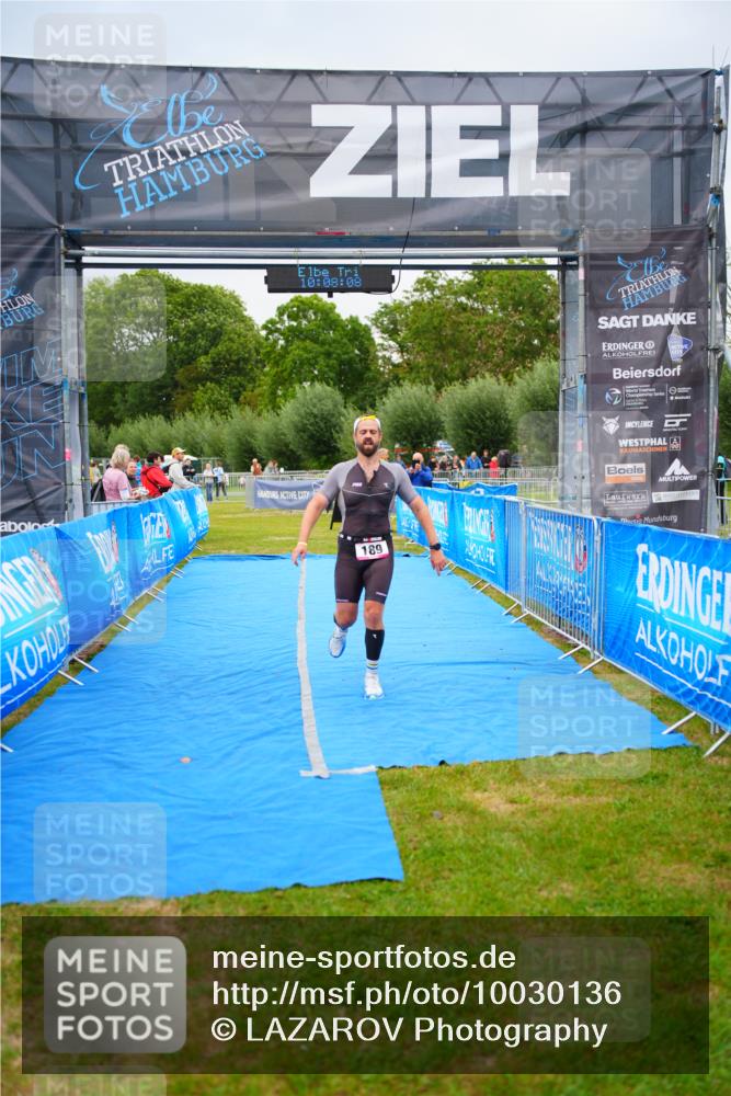 30.08.2026 - Elbe Triathlon Hamburg LAZAROV Photography http://msf.ph/oto/10030136 30.08.2026 10:08:09 Ziel 189 meine-sportfotos.de
