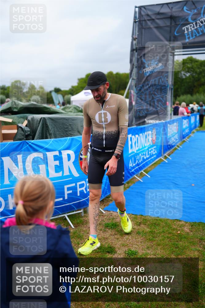 30.08.2026 - Elbe Triathlon Hamburg LAZAROV Photography http://msf.ph/oto/10030157 30.08.2026 10:08:47 Ziel 182, 197, 219 meine-sportfotos.de