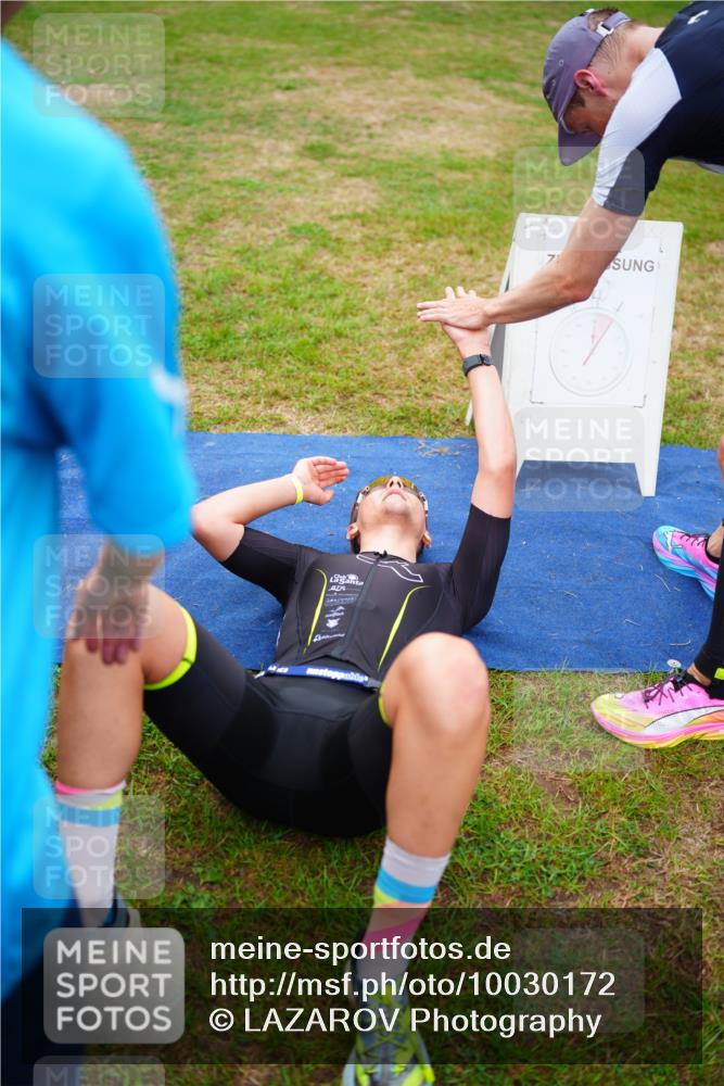 30.08.2026 - Elbe Triathlon Hamburg LAZAROV Photography http://msf.ph/oto/10030172 30.08.2026 10:08:59 Ziel  meine-sportfotos.de