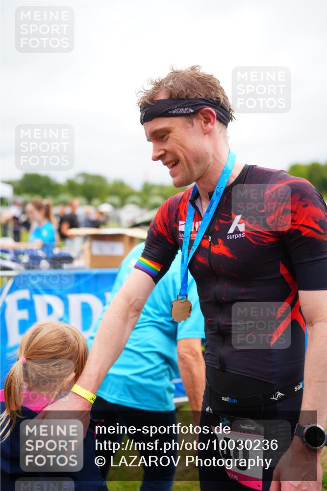 30.08.2026 - Elbe Triathlon Hamburg LAZAROV Photography http://msf.ph/oto/10030236 30.08.2026 10:10:59 Ziel  meine-sportfotos.de