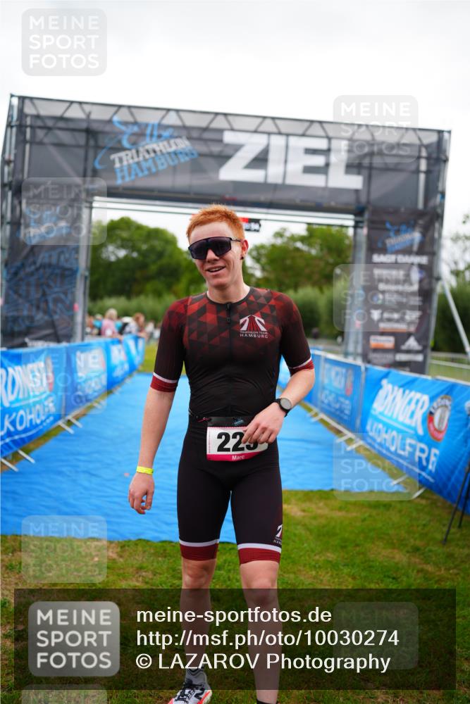 30.08.2026 - Elbe Triathlon Hamburg LAZAROV Photography http://msf.ph/oto/10030274 30.08.2026 10:12:57 Ziel  meine-sportfotos.de