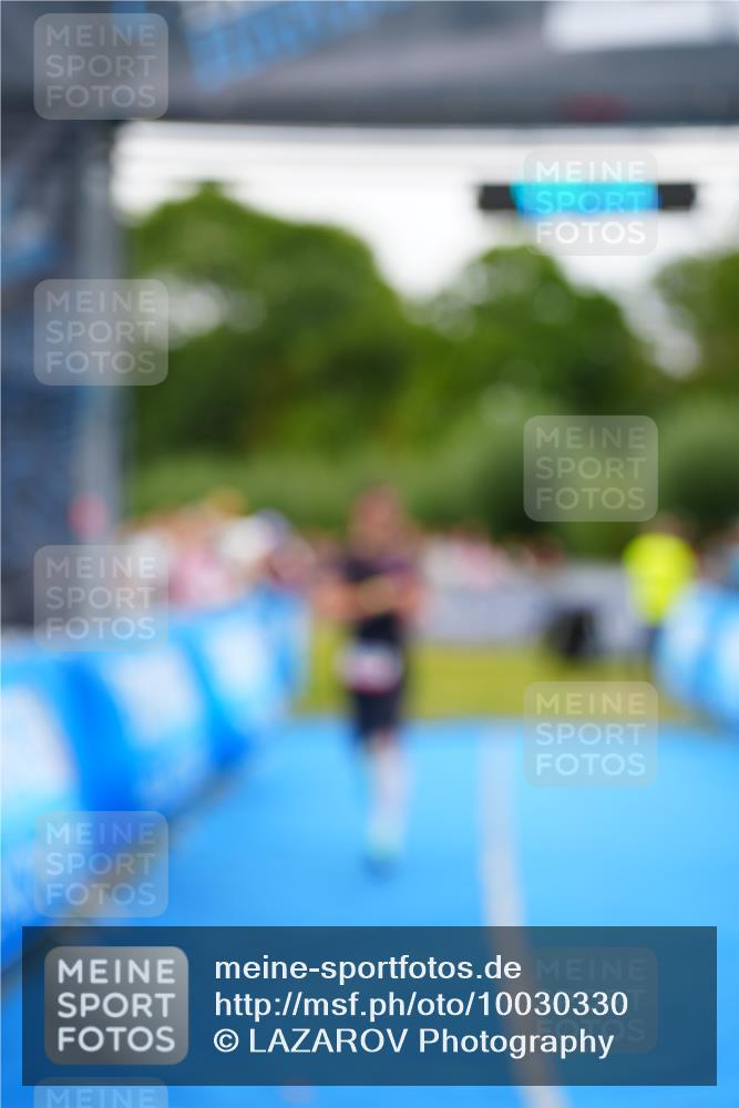 30.08.2026 - Elbe Triathlon Hamburg LAZAROV Photography http://msf.ph/oto/10030330 30.08.2026 10:14:30 Ziel 232, 238 meine-sportfotos.de