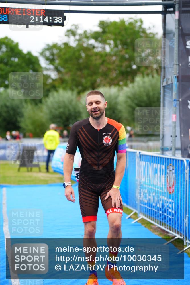 30.08.2026 - Elbe Triathlon Hamburg LAZAROV Photography http://msf.ph/oto/10030345 30.08.2026 10:14:39 Ziel 238 meine-sportfotos.de