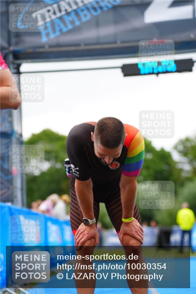 30.08.2026 - Elbe Triathlon Hamburg LAZAROV Photography http://msf.ph/oto/10030354 30.08.2026 10:14:47 Ziel  meine-sportfotos.de