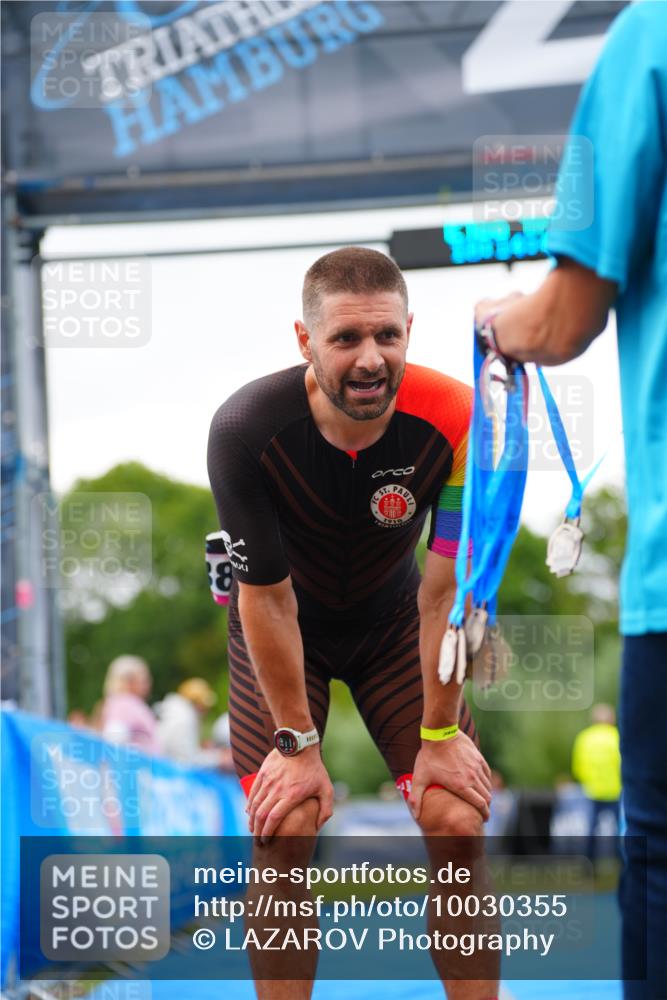 30.08.2026 - Elbe Triathlon Hamburg LAZAROV Photography http://msf.ph/oto/10030355 30.08.2026 10:14:48 Ziel  meine-sportfotos.de