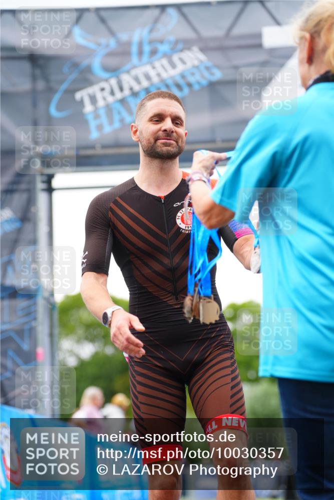 30.08.2026 - Elbe Triathlon Hamburg LAZAROV Photography http://msf.ph/oto/10030357 30.08.2026 10:14:49 Ziel  meine-sportfotos.de