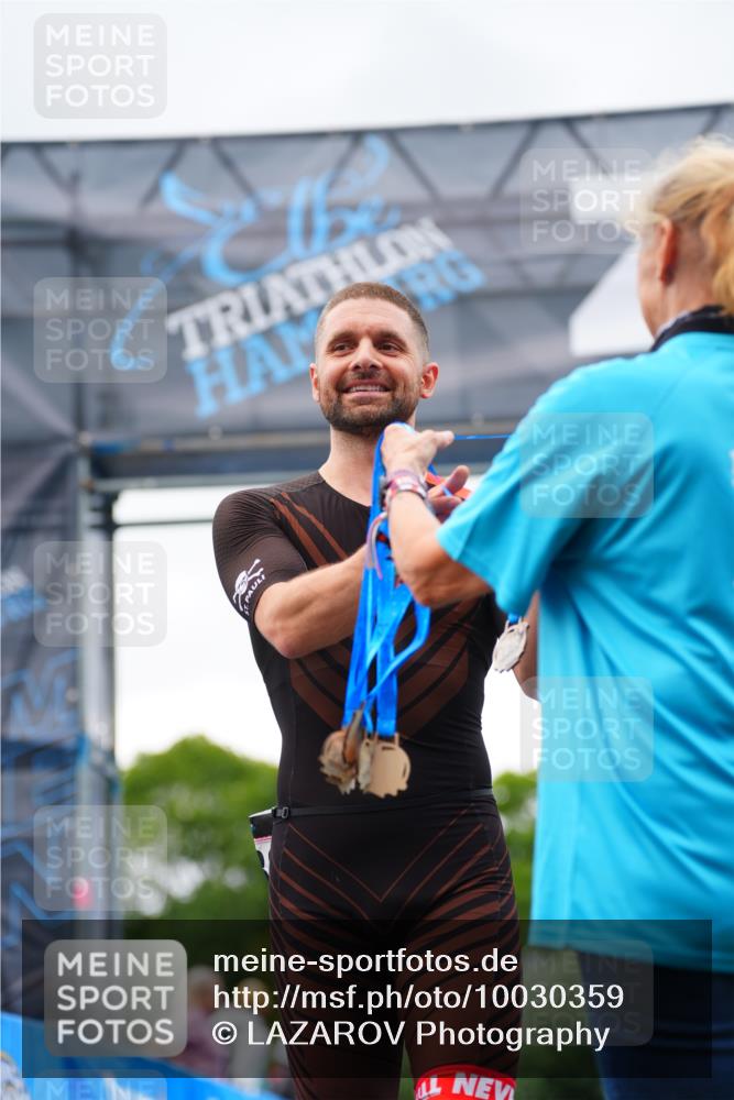 30.08.2026 - Elbe Triathlon Hamburg LAZAROV Photography http://msf.ph/oto/10030359 30.08.2026 10:14:49 Ziel  meine-sportfotos.de