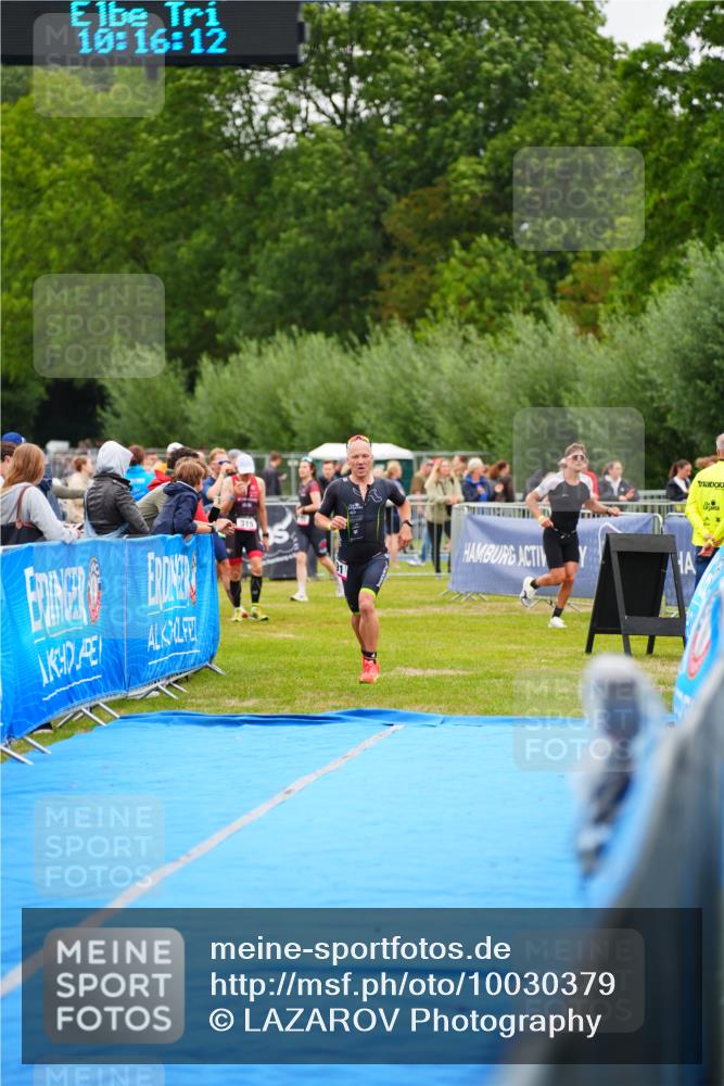 30.08.2026 - Elbe Triathlon Hamburg LAZAROV Photography http://msf.ph/oto/10030379 30.08.2026 10:16:13 Ziel 191 meine-sportfotos.de