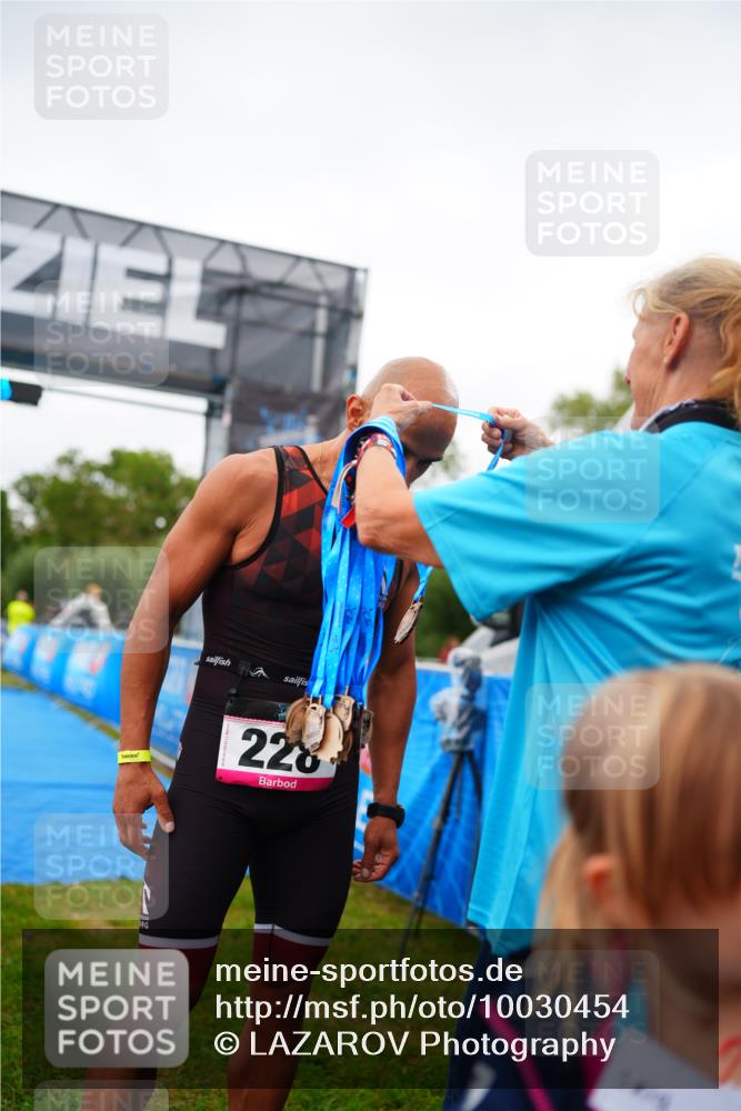 30.08.2026 - Elbe Triathlon Hamburg LAZAROV Photography http://msf.ph/oto/10030454 30.08.2026 10:18:24 Ziel  meine-sportfotos.de