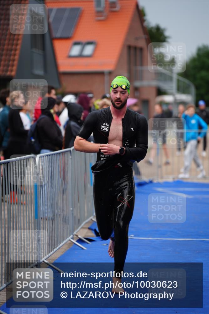 30.08.2026 - Elbe Triathlon Hamburg LAZAROV Photography http://msf.ph/oto/10030623 30.08.2026 08:22:48 Schwimmen 195, 203 meine-sportfotos.de