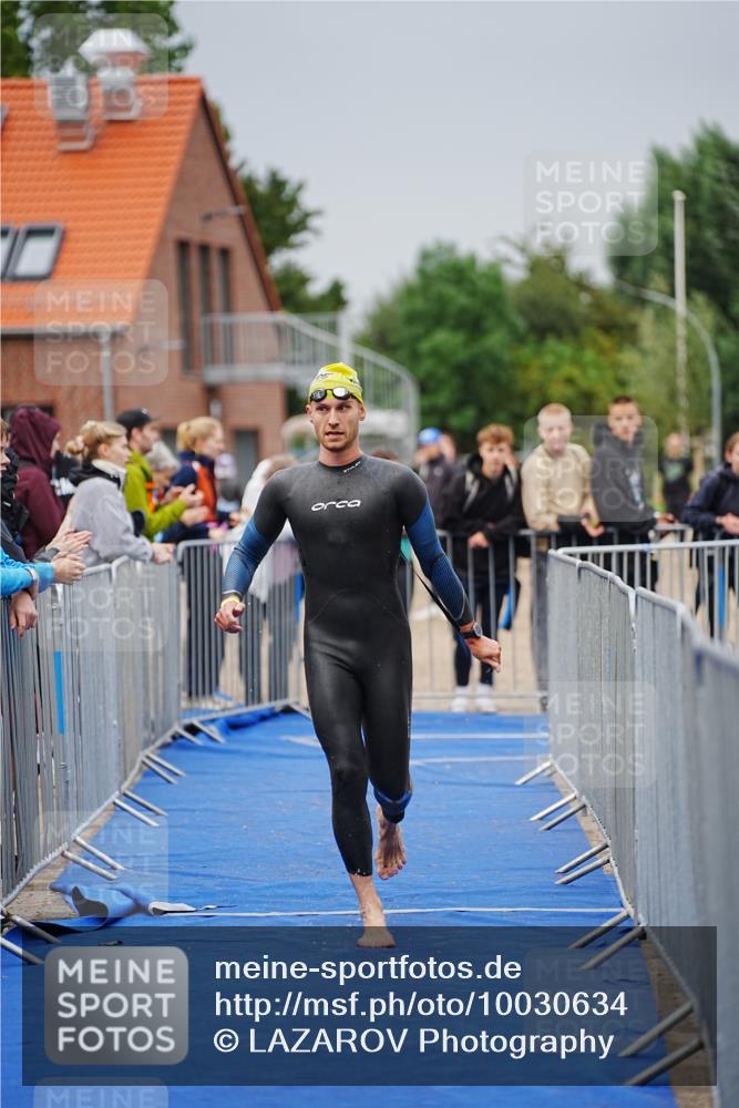 30.08.2026 - Elbe Triathlon Hamburg LAZAROV Photography http://msf.ph/oto/10030634 30.08.2026 08:23:30 Schwimmen 186, 207 meine-sportfotos.de
