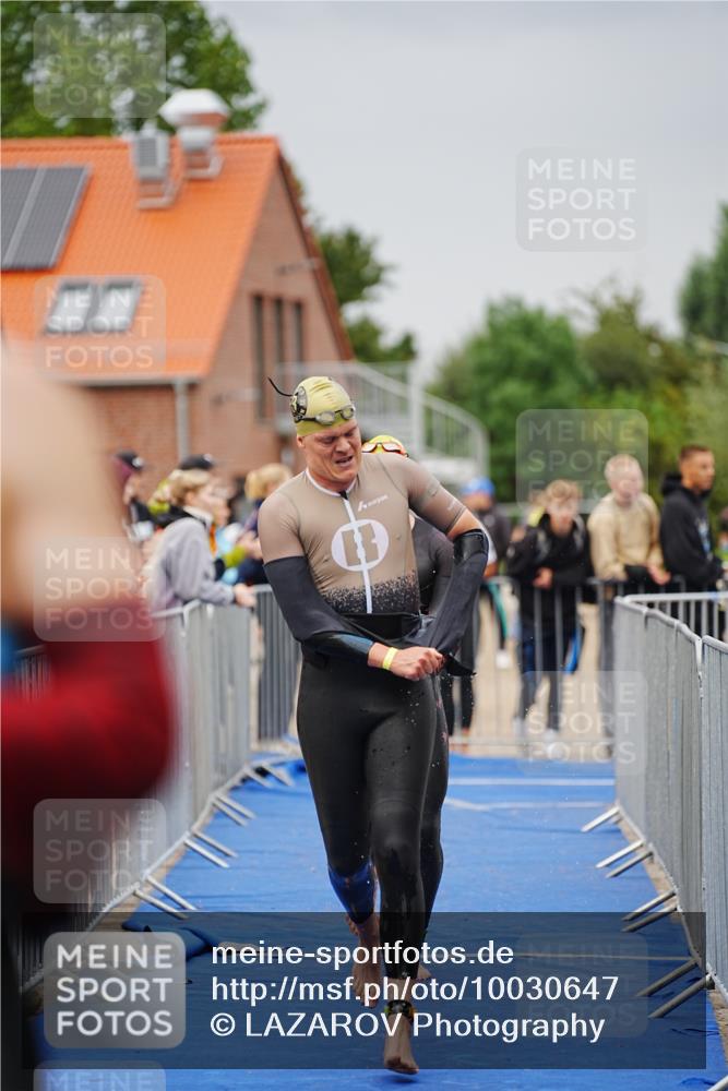 30.08.2026 - Elbe Triathlon Hamburg LAZAROV Photography http://msf.ph/oto/10030647 30.08.2026 08:23:43 Schwimmen 186, 190, 207, 213, 217, 226 meine-sportfotos.de