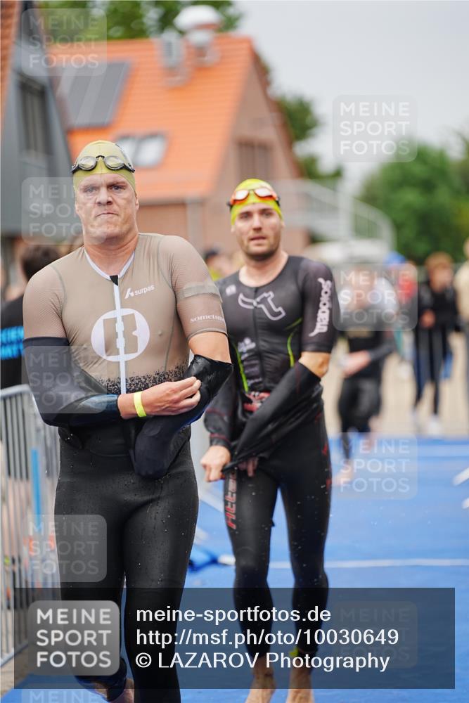 30.08.2026 - Elbe Triathlon Hamburg LAZAROV Photography http://msf.ph/oto/10030649 30.08.2026 08:23:44 Schwimmen 189, 190, 207, 213, 217, 226 meine-sportfotos.de