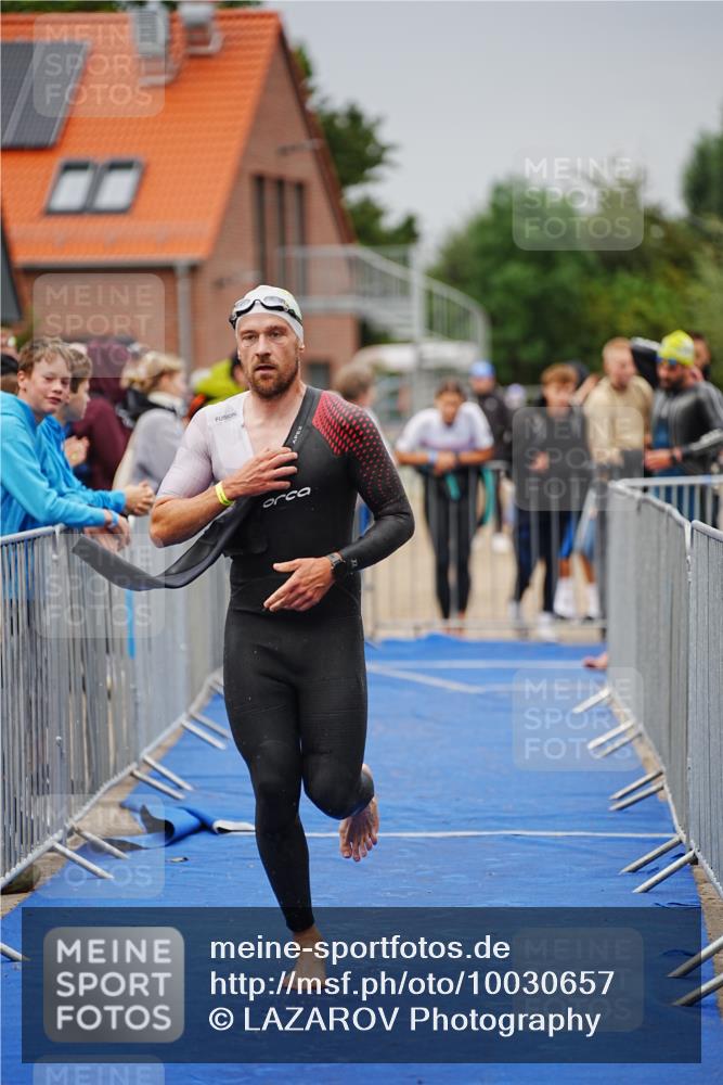 30.08.2026 - Elbe Triathlon Hamburg LAZAROV Photography http://msf.ph/oto/10030657 30.08.2026 08:23:49 Schwimmen 189, 190, 207, 213, 217, 226 meine-sportfotos.de
