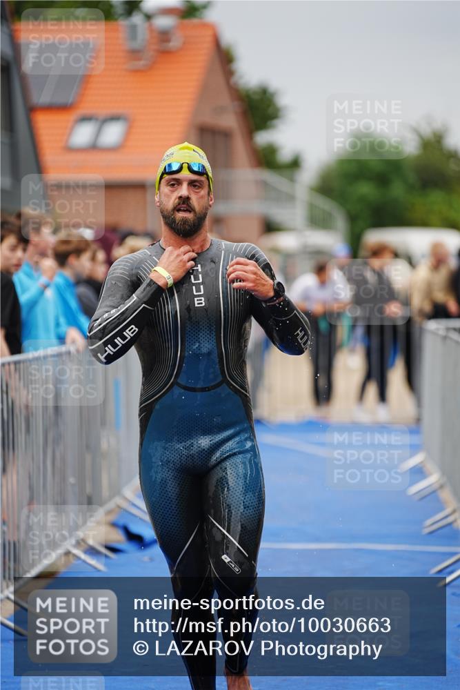 30.08.2026 - Elbe Triathlon Hamburg LAZAROV Photography http://msf.ph/oto/10030663 30.08.2026 08:23:53 Schwimmen 189, 190, 213, 217, 226 meine-sportfotos.de