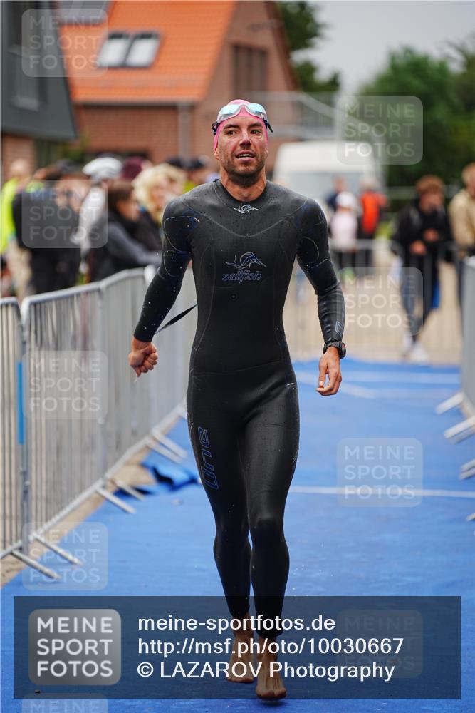 30.08.2026 - Elbe Triathlon Hamburg LAZAROV Photography http://msf.ph/oto/10030667 30.08.2026 08:24:29 Schwimmen 218, 247 meine-sportfotos.de