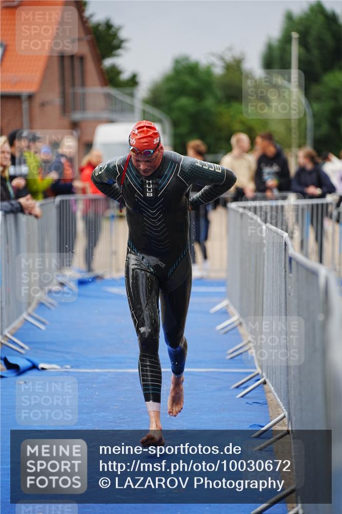 30.08.2026 - Elbe Triathlon Hamburg LAZAROV Photography http://msf.ph/oto/10030672 30.08.2026 08:24:37 Schwimmen 218, 247 meine-sportfotos.de
