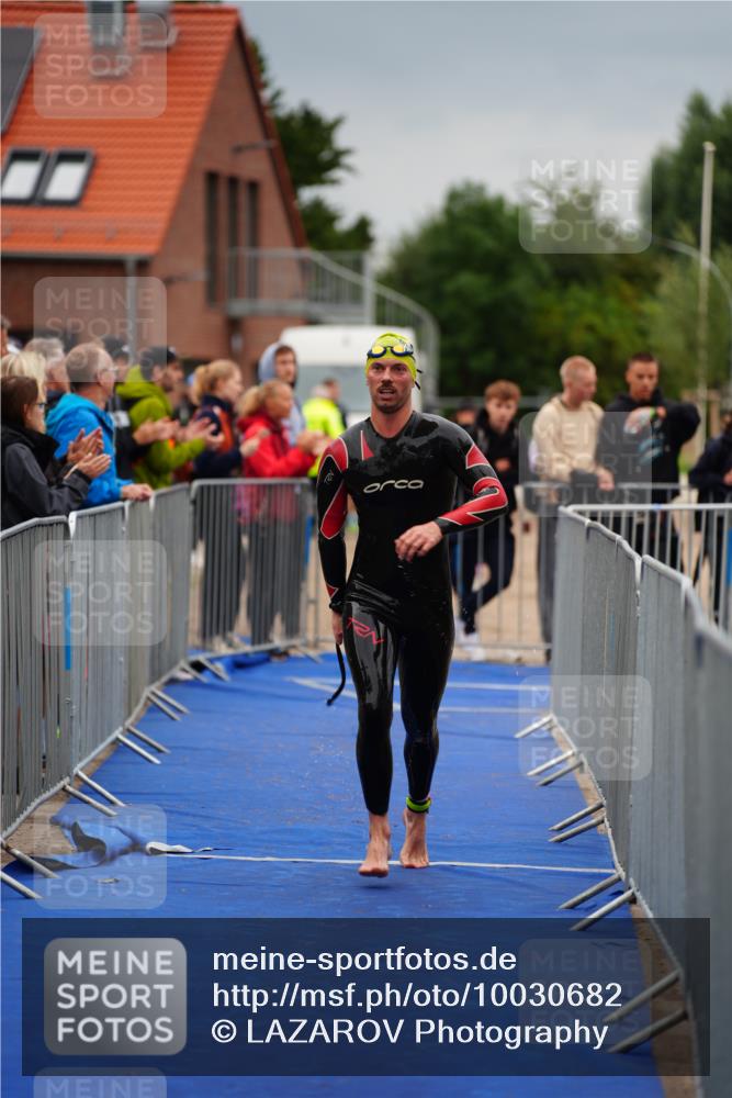 30.08.2026 - Elbe Triathlon Hamburg LAZAROV Photography http://msf.ph/oto/10030682 30.08.2026 08:25:33 Schwimmen 185, 193, 204, 216 meine-sportfotos.de