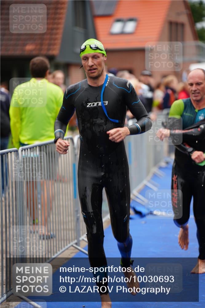 30.08.2026 - Elbe Triathlon Hamburg LAZAROV Photography http://msf.ph/oto/10030693 30.08.2026 08:25:53 Schwimmen 197, 199, 216 meine-sportfotos.de
