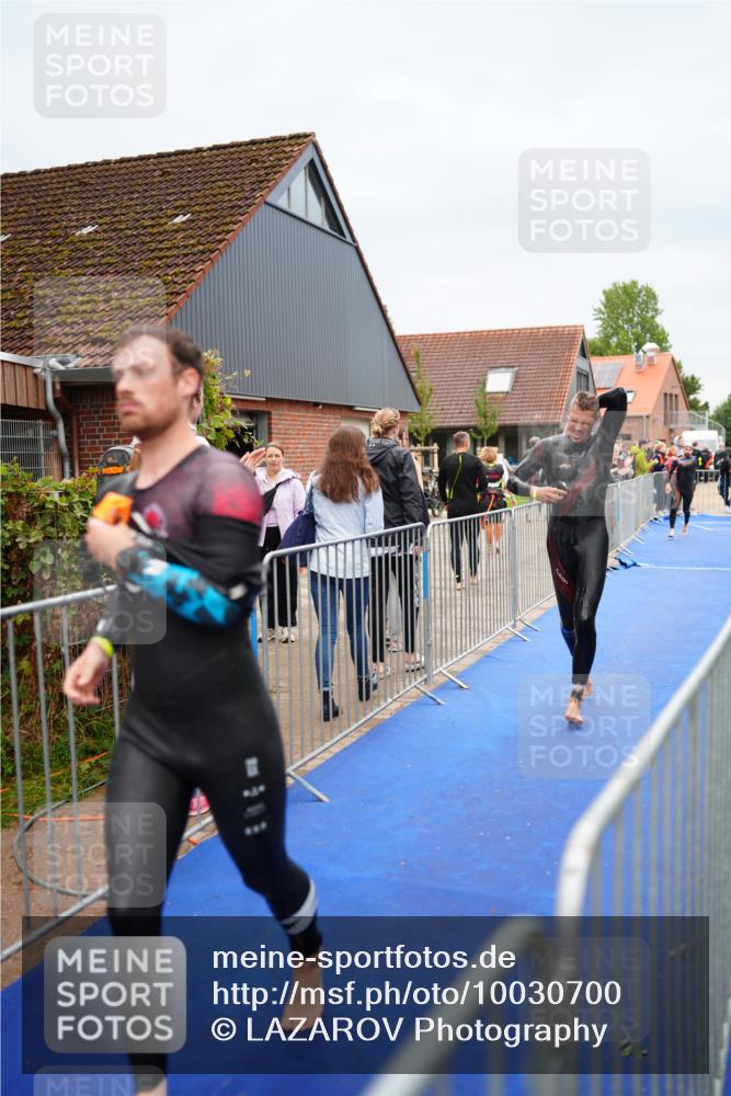 30.08.2026 - Elbe Triathlon Hamburg LAZAROV Photography http://msf.ph/oto/10030700 30.08.2026 08:26:16 Schwimmen 188, 210, 221, 230 meine-sportfotos.de