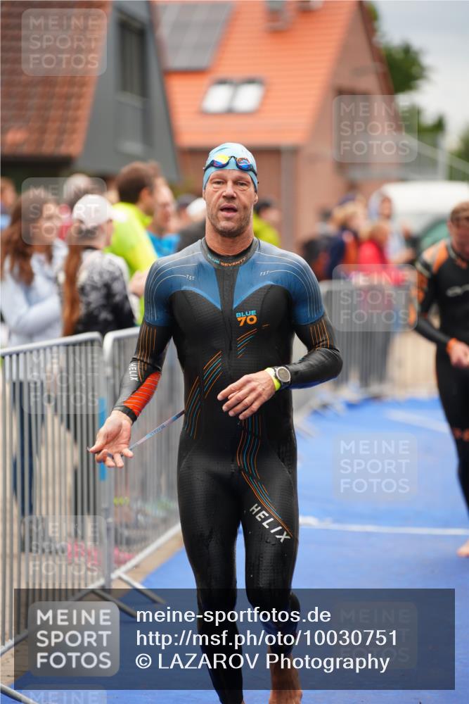 30.08.2026 - Elbe Triathlon Hamburg LAZAROV Photography http://msf.ph/oto/10030751 30.08.2026 08:28:00 Schwimmen 222, 236 meine-sportfotos.de