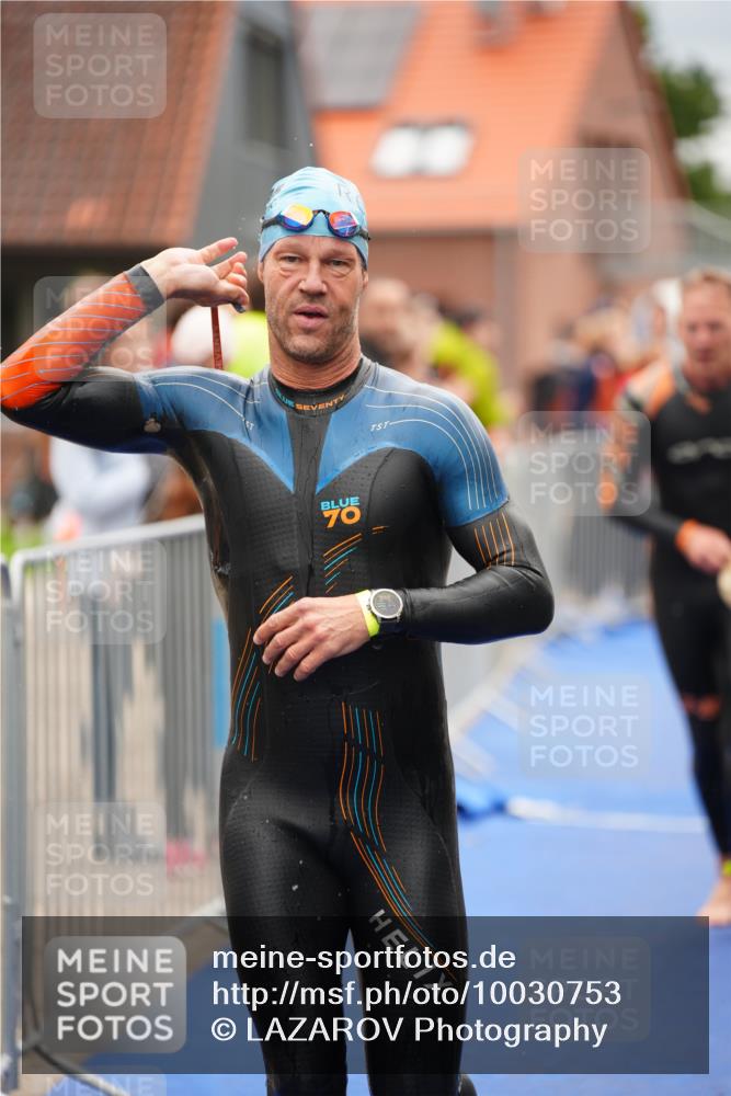 30.08.2026 - Elbe Triathlon Hamburg LAZAROV Photography http://msf.ph/oto/10030753 30.08.2026 08:28:00 Schwimmen 222, 236 meine-sportfotos.de