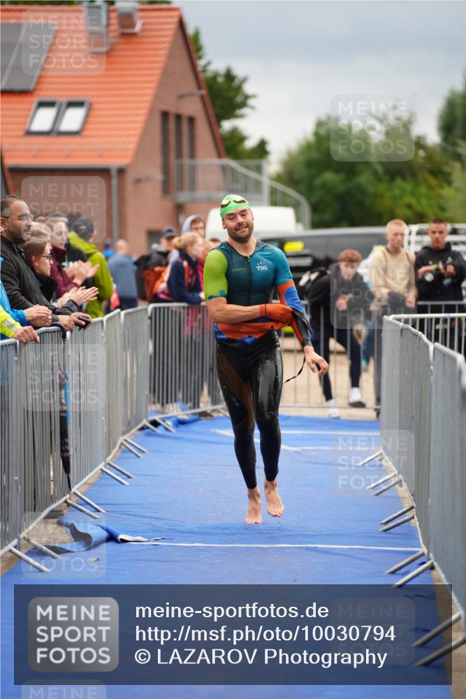 30.08.2026 - Elbe Triathlon Hamburg LAZAROV Photography http://msf.ph/oto/10030794 30.08.2026 08:28:21 Schwimmen 183, 198 meine-sportfotos.de