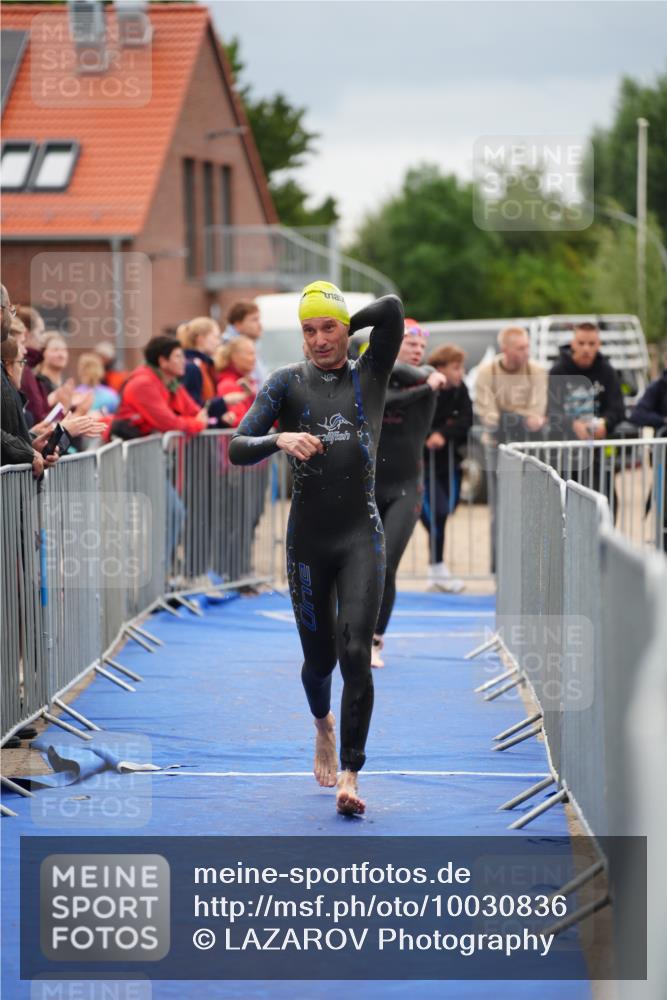 30.08.2026 - Elbe Triathlon Hamburg LAZAROV Photography http://msf.ph/oto/10030836 30.08.2026 08:29:34 Schwimmen 192, 208, 214, 223 meine-sportfotos.de