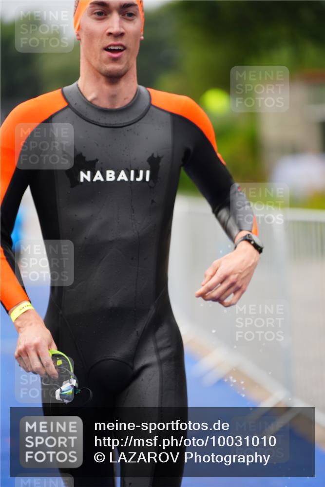 30.08.2026 - Elbe Triathlon Hamburg LAZAROV Photography http://msf.ph/oto/10031010 30.08.2026 08:32:23 Schwimmen 196, 220, 231 meine-sportfotos.de