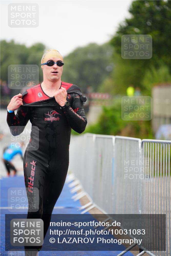 30.08.2026 - Elbe Triathlon Hamburg LAZAROV Photography http://msf.ph/oto/10031083 30.08.2026 08:34:47 Schwimmen 309 meine-sportfotos.de