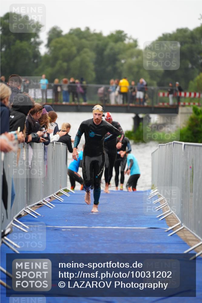 30.08.2026 - Elbe Triathlon Hamburg LAZAROV Photography http://msf.ph/oto/10031202 30.08.2026 08:35:55 Schwimmen 312 meine-sportfotos.de